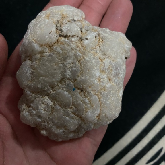 Aura Coated Druzy Agate - Picture 4 of 4